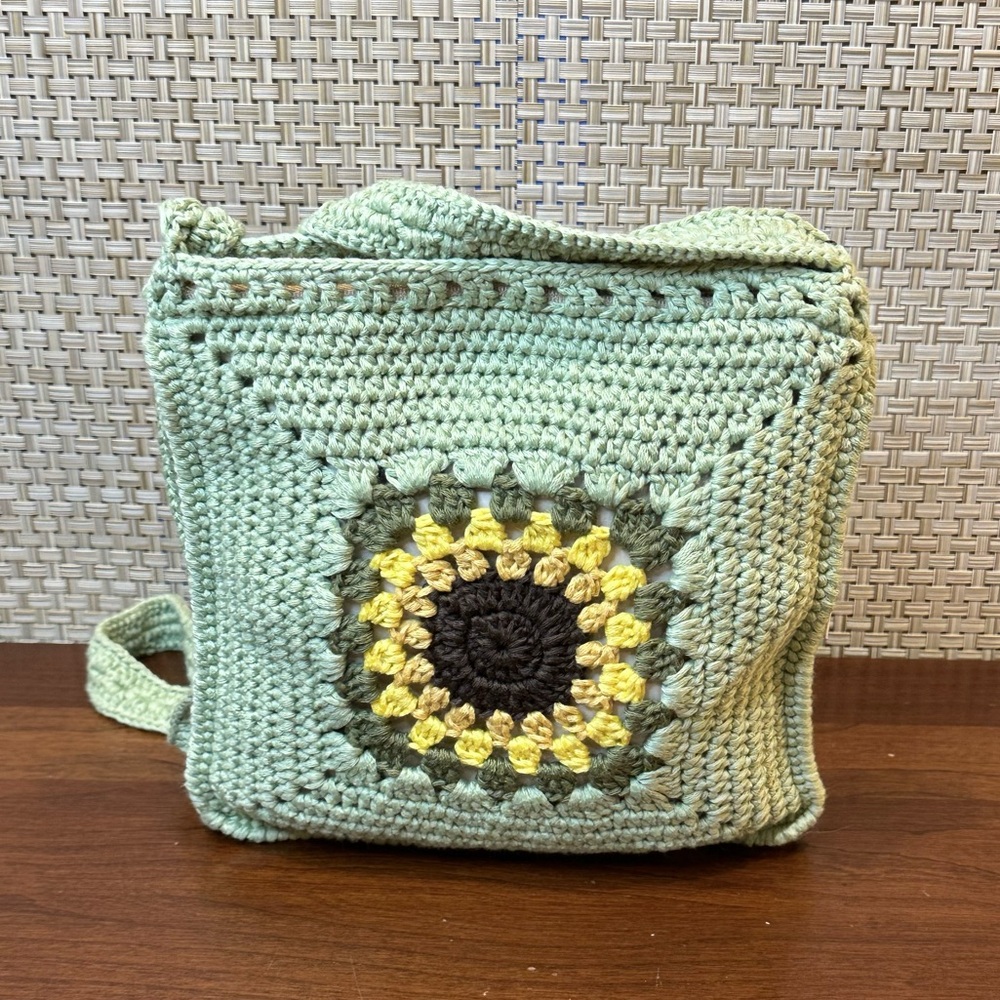 🌟HP🌟Crocheted Green Square Sunflower  Crossbody Bag by Earthbound Trading Co. - Picture 8 of 9